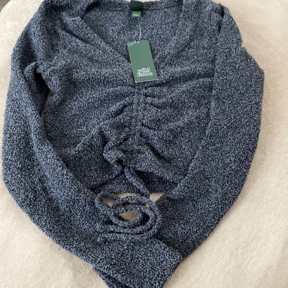 Wild fable cropped sweater, brand new with tags - Picture 1 of 3